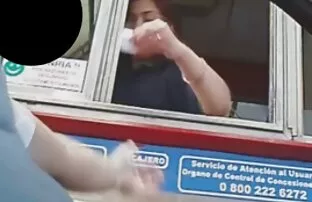 Poupée flexible se fait film porno complet en streaming gratuit défoncer et éjaculer