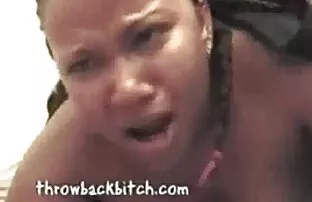 2 filles chaudes soufflant un film porno français complet streaming veinard