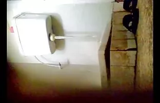 Mec mange et doigte la chatte de la brune aux longues jambes films x gratuits en ligne puis glisse son arbre dans sa chatte