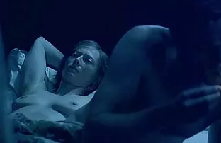 Mofos - Une belle filme x en streaming blonde fait du shopping pour de nouveaux jouets sexuels