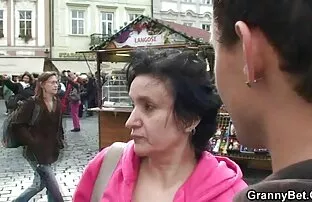 Brunette Anna Cum streaming film pornographique trempée et adore ça