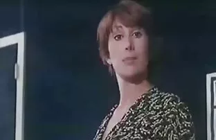 Babes ébène sexy commencent un film porno sur streaming trio