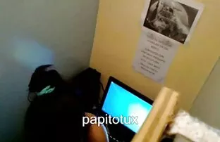 Mofos - L'amatrice film complet streaming porno naturelle Laura Brooks montre ses nouveaux jouets