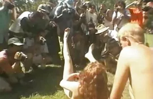 fille sexy avec bf regarder un film x en streaming