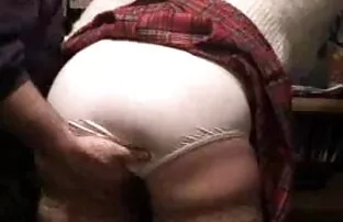 S'amuser pendant que regarder film porno en streaming gratuit mon mari est absent