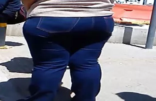 Salope asiatique film porno complet gratuit aux petits seins se fait défoncer la chatte