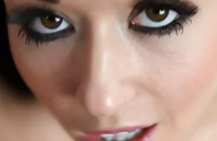 19yo salope accepte enfin de montrer ses seins film x mesvip