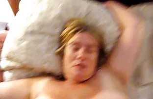 Une film porno complet en streaming nana noire se prend une bite dans la chatte puis se fait défoncer la chatte