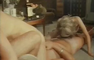 Un mec baise la mère film pono streaming de sa petite amie