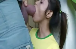 Cum-ing à l'intérieur - 3 film porno français stream