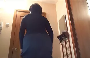 Petite asiatique avec un beau cul serré se fait attraper la chatte streaming de film porno par derrière